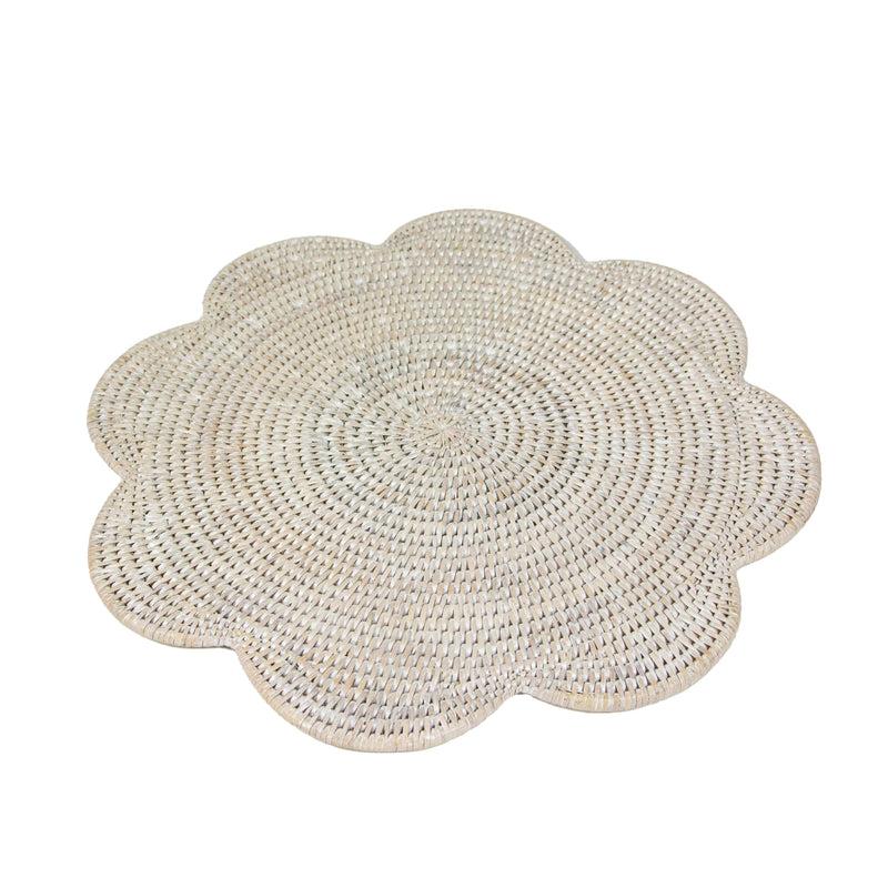 Caspari Rattan Scalloped Round Placemat In Cream - 1 Placemat
