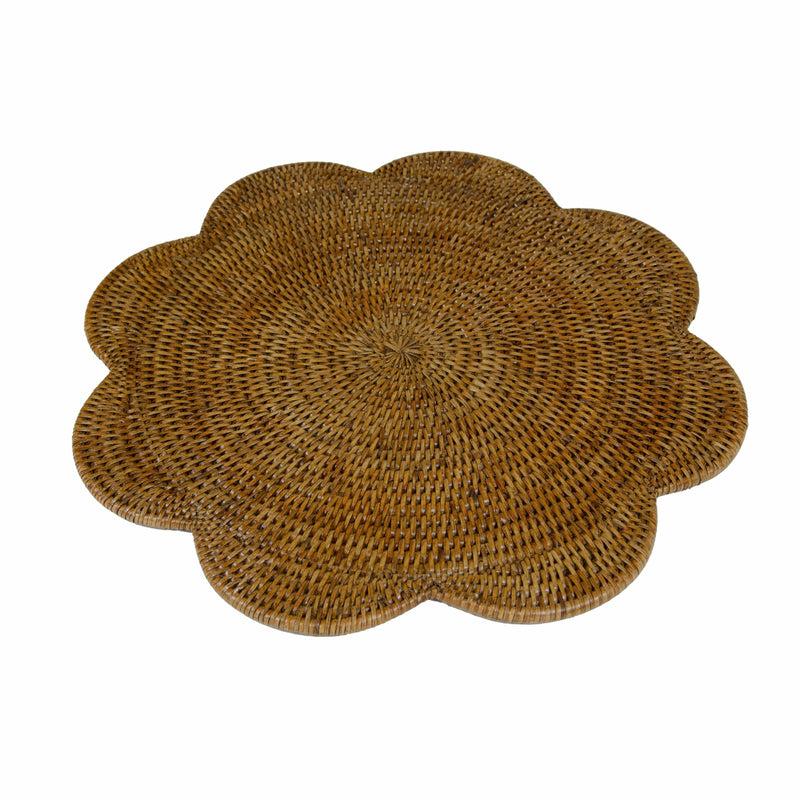 Caspari Rattan Scalloped Round Placemat In Natural - 1 Placemat